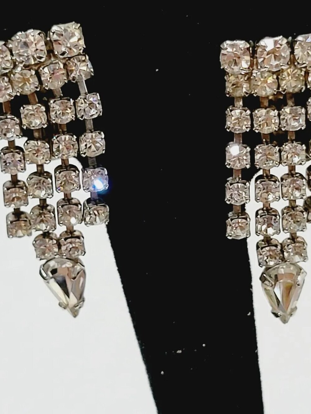 Kramer Rhinestone Dangle Clip On Earrings, Long Vintage Mid-century Sparkly wc19